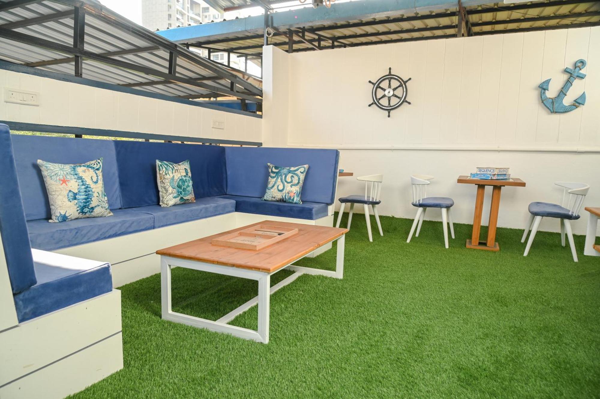 The Voyage - Cafe Hostel Cowork Púna Exteriér fotografie